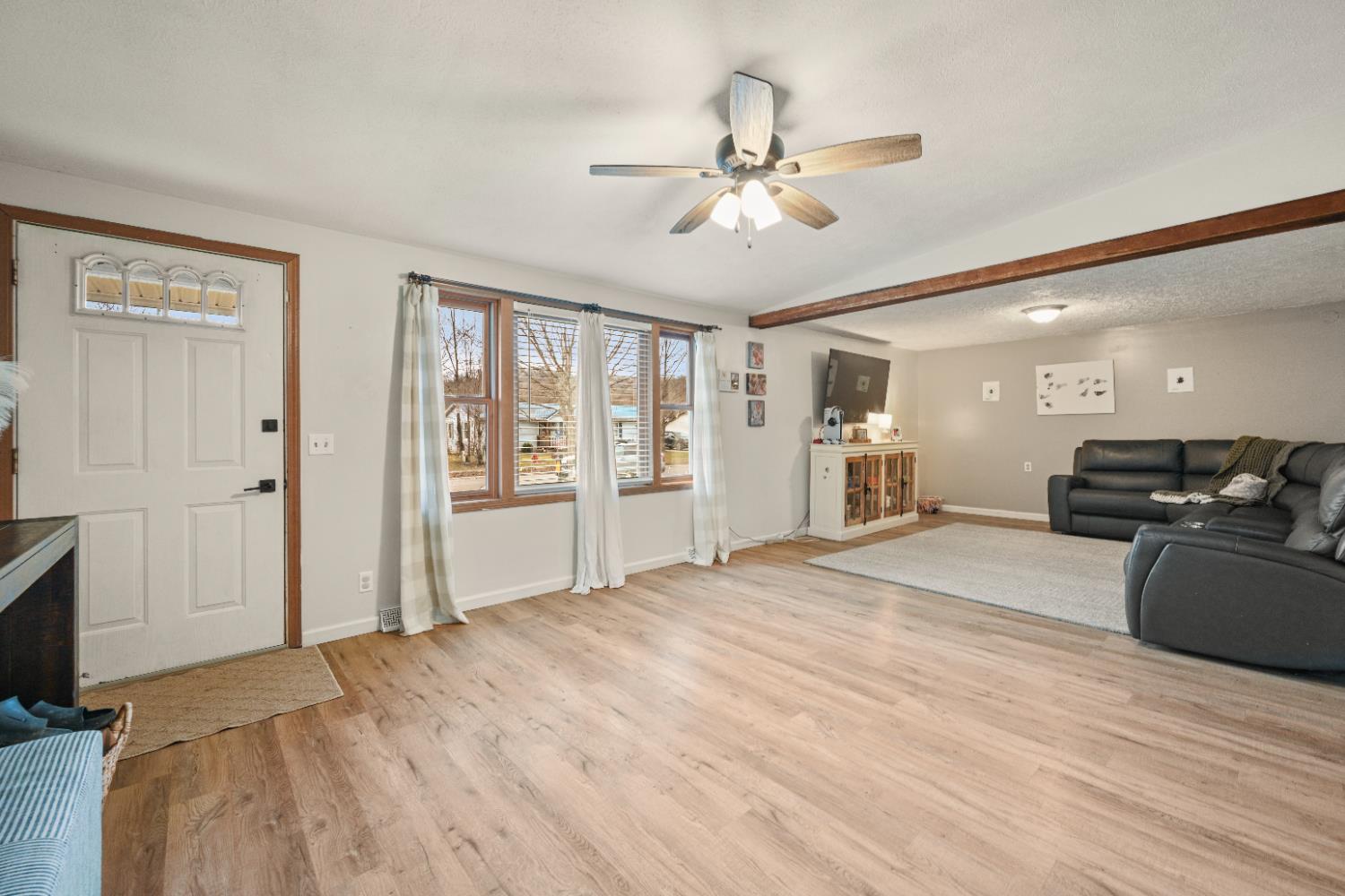 108 Maple Street Vevay, IN 47043 - Photo 3 of 25