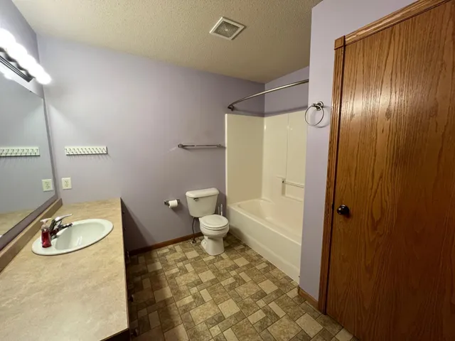 $240,000 | 1011 Southwood Drive, Dilworth, MN 56529