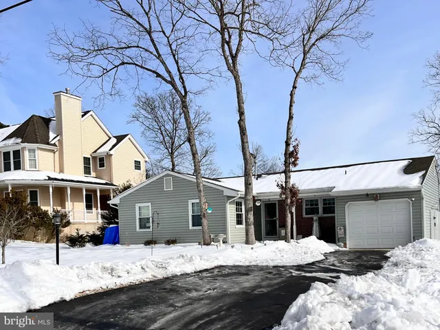 $475,000 | 491 Coral Lane, Manahawkin, NJ 08050