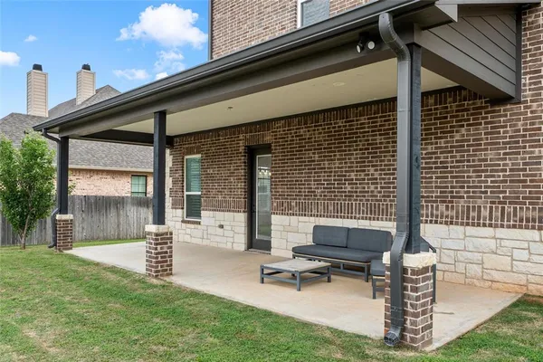 $744,900 | 518 Stone Canyon Drive, Waco, TX 76657