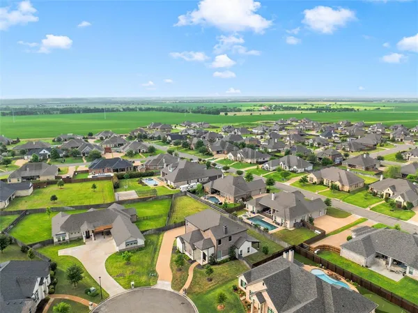 $744,900 | 518 Stone Canyon Drive, Waco, TX 76657