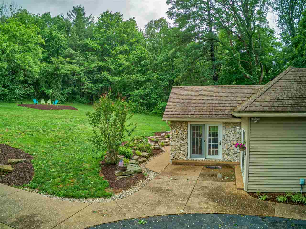 101 Miller Road Evansville, IN 47712 - Photo 4 of 34 Gallery Image 4