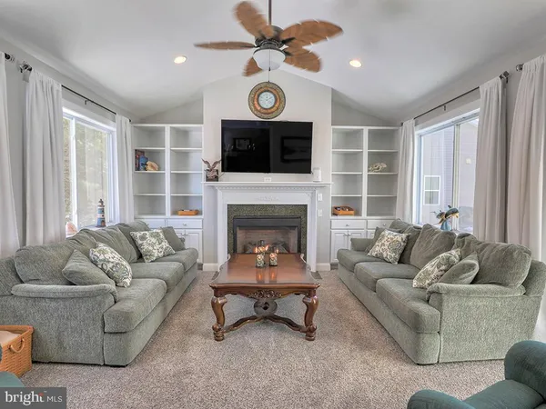 $650,000 | 21379 North Acorn Way, Lewes, DE 19958