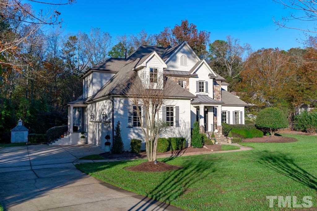 5224 Newstead Manor Lane Raleigh, NC 27606 - Photo 3 of 29 Gallery Image 3