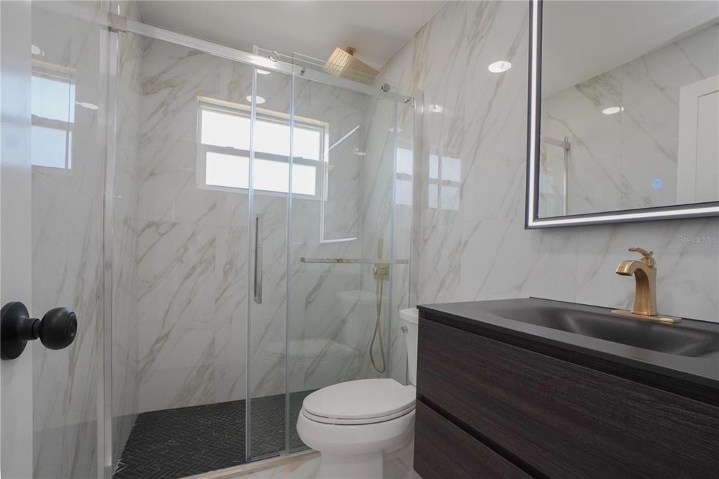 1461 Royal Road Venice, FL 34293 - Photo 19 of 68