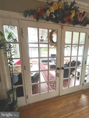 $475,000 | 44 Warren Street, Beverly, NJ 08010