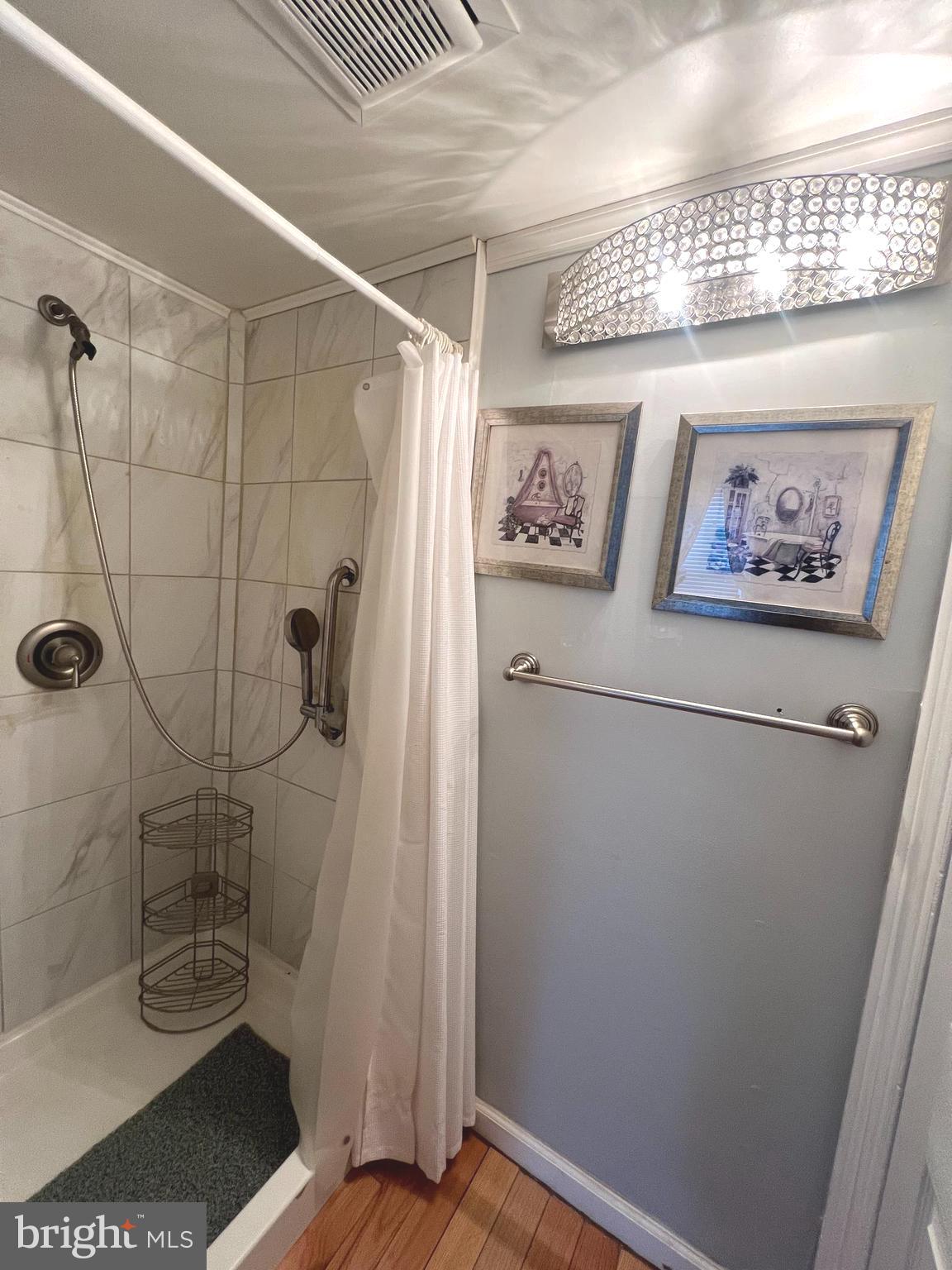 44 Warren Street Beverly, NJ 08010 - Photo 13 of 36