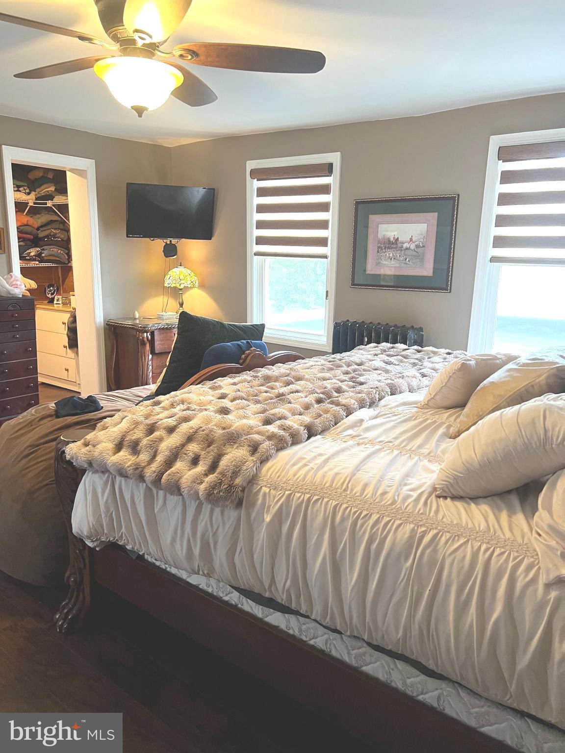 44 Warren Street Beverly, NJ 08010 - Photo 20 of 36 Main Bedroom