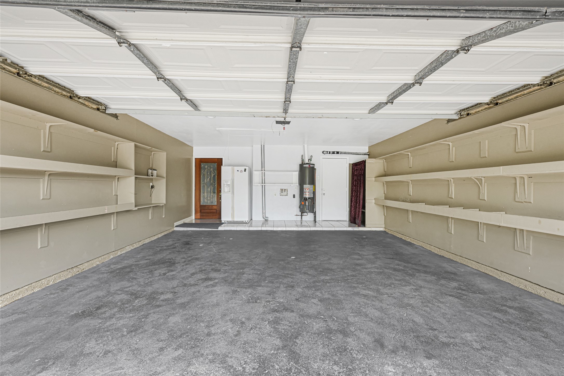 9208 Carousel Lane Houston, TX 77080 - Photo 5 of 31 a view of an empty room with a window