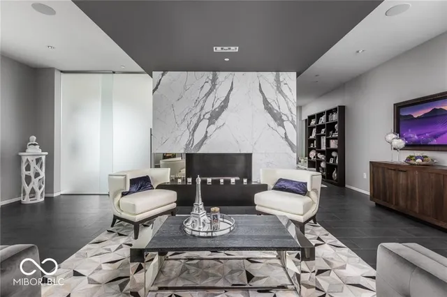 $2,200,000 | 333 Massachusetts Avenue, Unit PH1, Indianapolis, IN 46204