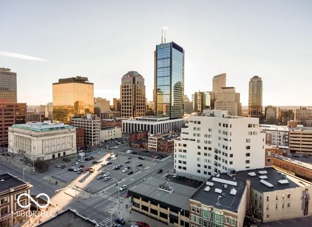 $2,200,000 | 333 Massachusetts Avenue, Unit PH1, Indianapolis, IN 46204