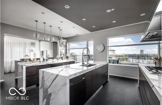 $2,200,000 | 333 Massachusetts Avenue, Unit PH1, Indianapolis, IN 46204