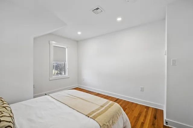 $3,500 | 9 Park Street, Shrewsbury, MA 01545