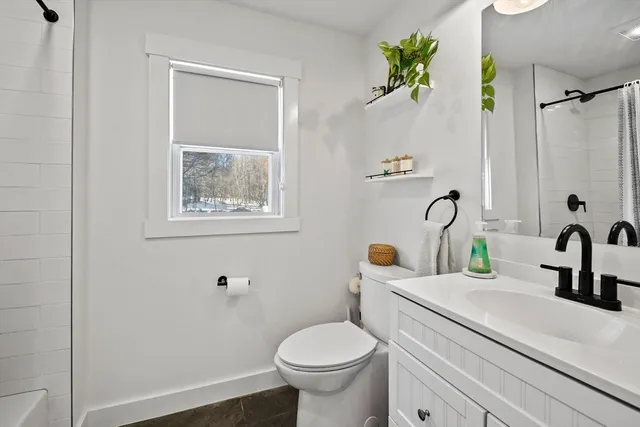 $3,500 | 9 Park Street, Shrewsbury, MA 01545