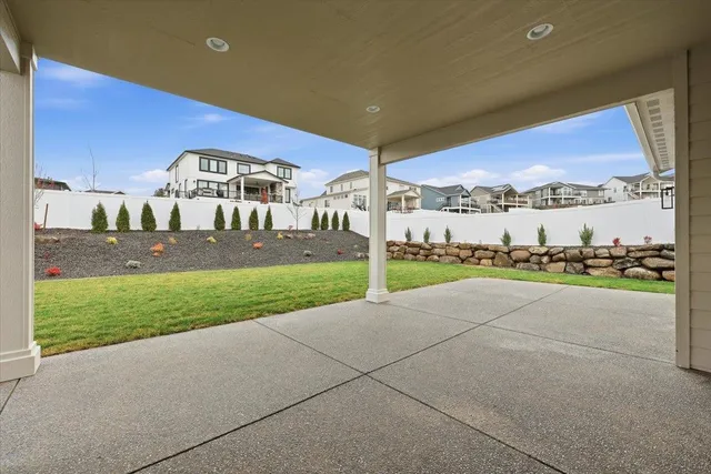 $794,850 | 18050 East Wind Rose Court, Greenacres, WA 99016