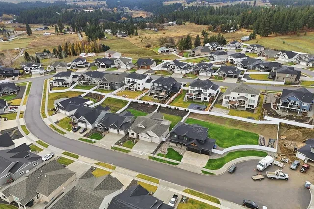 $794,850 | 18050 East Wind Rose Court, Greenacres, WA 99016