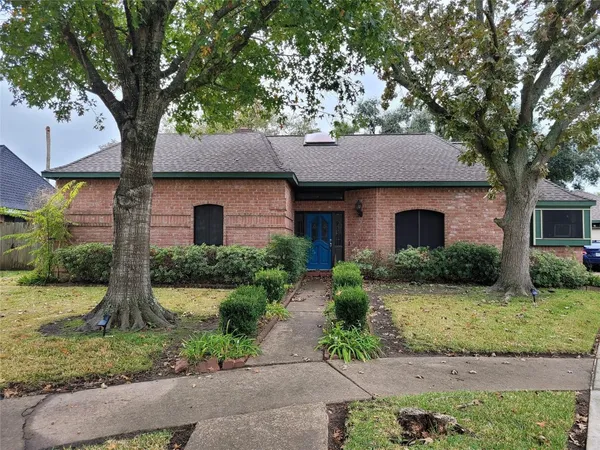 $235,000 | 14834 La Rana Drive, Houston, TX 77083