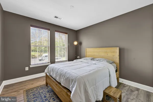 $440,000 | 6704 Holly Farm Lane, Unit 112, Warrenton, VA 20187