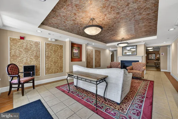 $440,000 | 6704 Holly Farm Lane, Unit 112, Warrenton, VA 20187