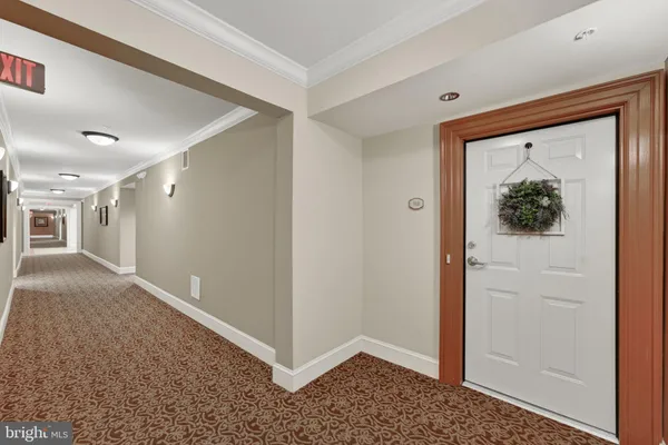 $440,000 | 6704 Holly Farm Lane, Unit 112, Warrenton, VA 20187