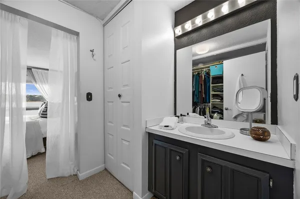 $299,900 | 351 Bay Village Drive, Irondequoit, NY 14609