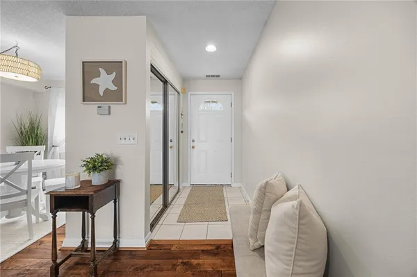 $299,900 | 351 Bay Village Drive, Irondequoit, NY 14609