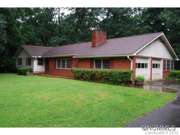 439 Rowland Rd. Swannanoa, NC 28778 - Photo 1 of 21 Gallery Image 1