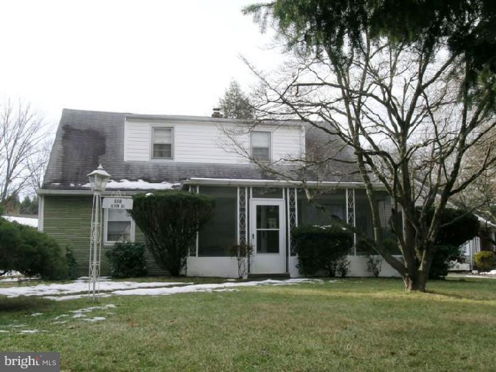 500 Devon Road Moorestown, NJ 08057 - Photo 2 of 10 Front Yard