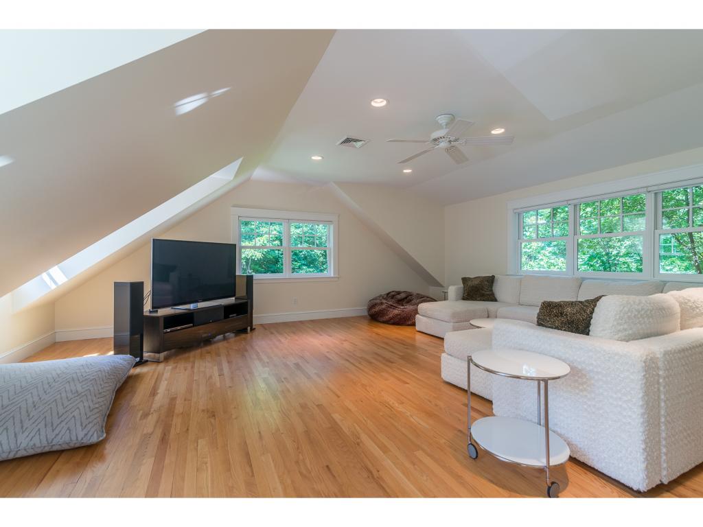 11 Downing Road Hanover, NH 03755 - Photo 9 of 18