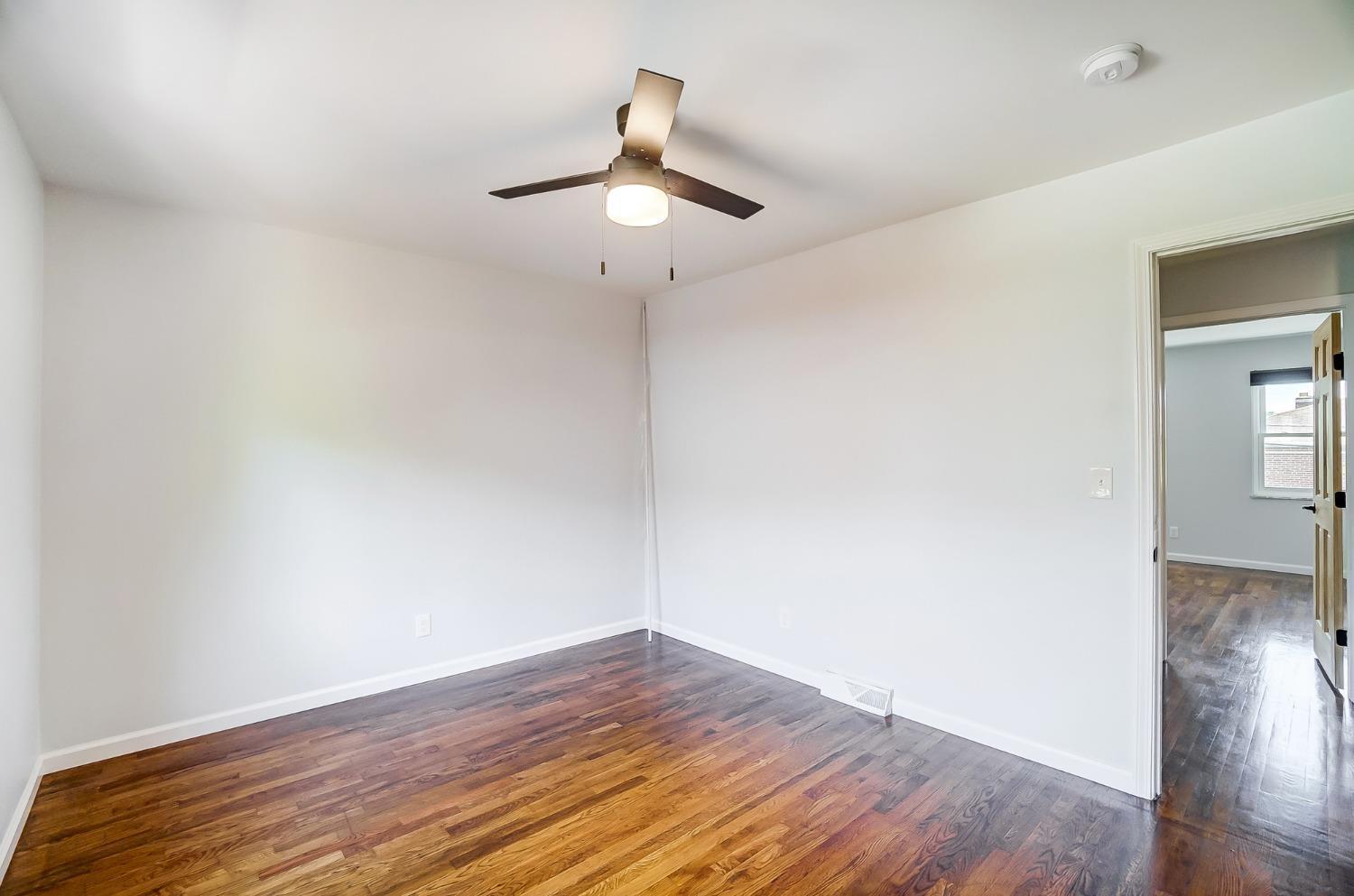 5701 Montgomery Road, Unit 1 Cincinnati, OH 45212 - Photo 27 of 33