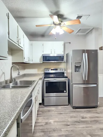 $234,900 | 1008 Carmel Court, Shoreview, MN 55126