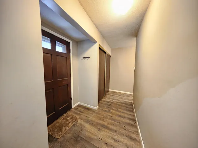 $234,900 | 1008 Carmel Court, Shoreview, MN 55126