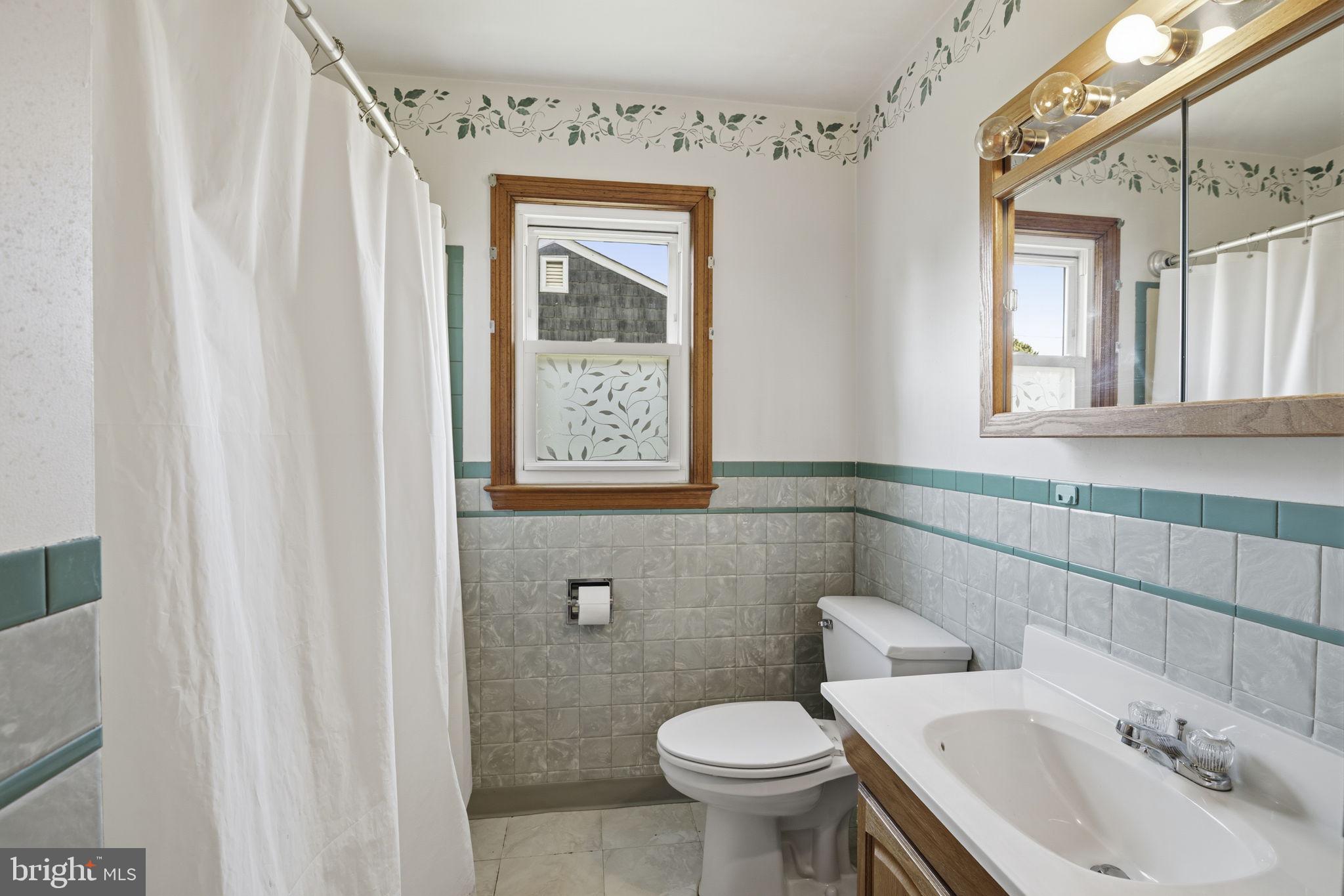 4 Brooks Road Bel Air, MD 21014 - Photo 11 of 21 Bathroom with tub/shower combo