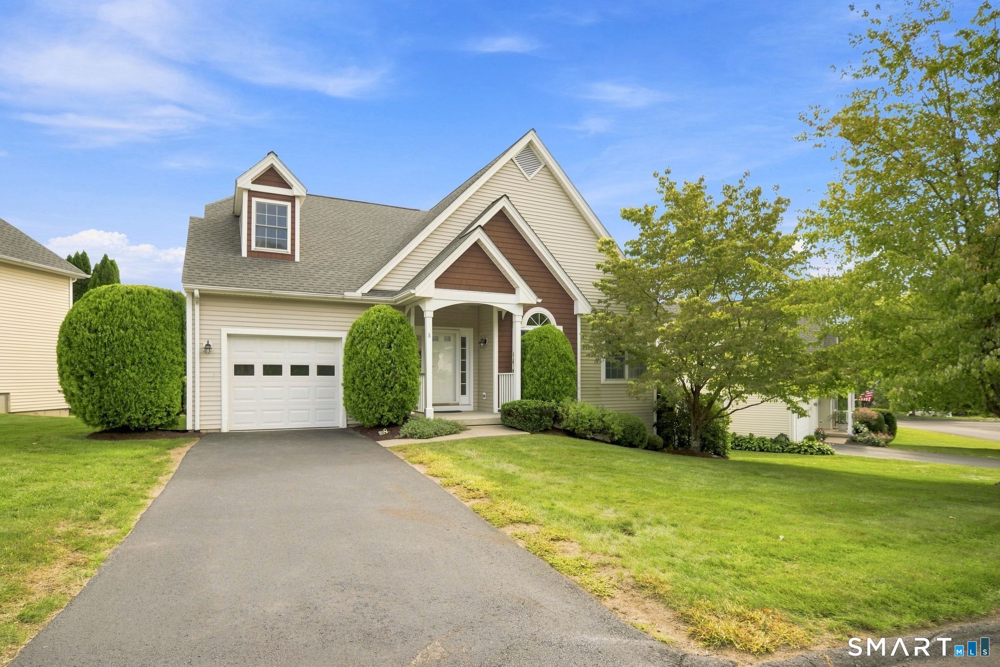 8 South Pond Road, Unit 8 Bloomfield, CT 06002 - Photo 1 of 40 Welcome to 8 S Pond.