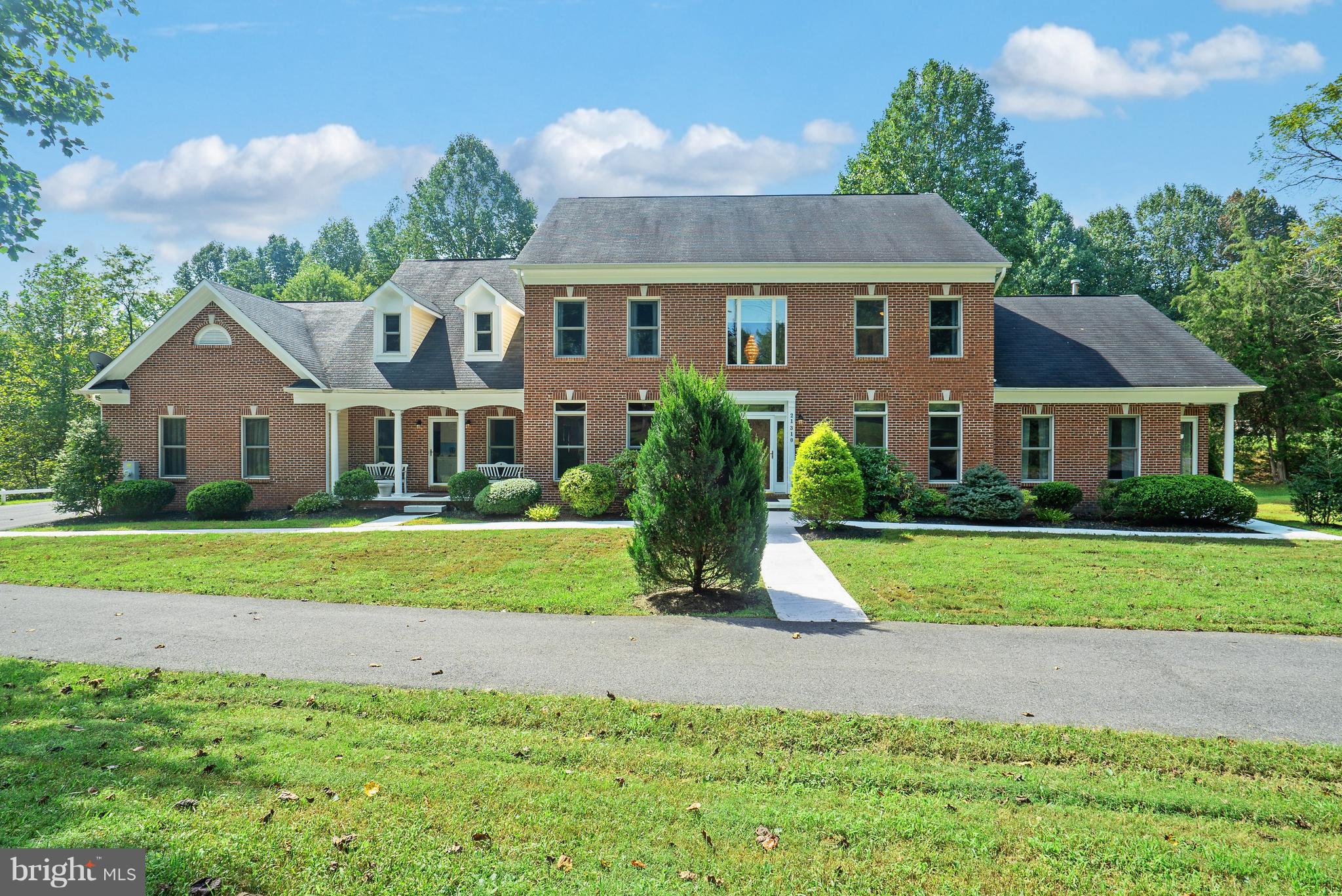 21310 Woodfield Road Gaithersburg, MD 20882 - Photo 1 of 34 Exterior (Front)