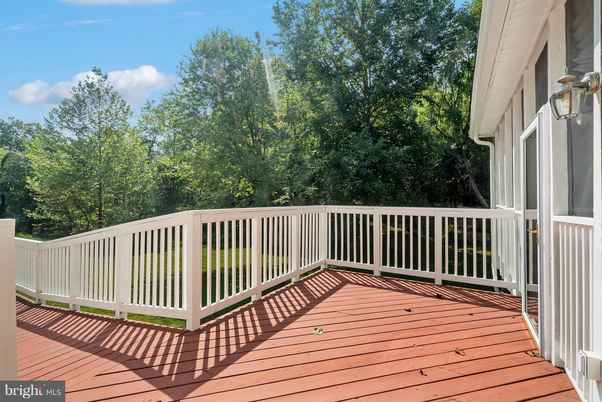21310 Woodfield Road Gaithersburg, MD 20882 - Photo 31 of 34 View