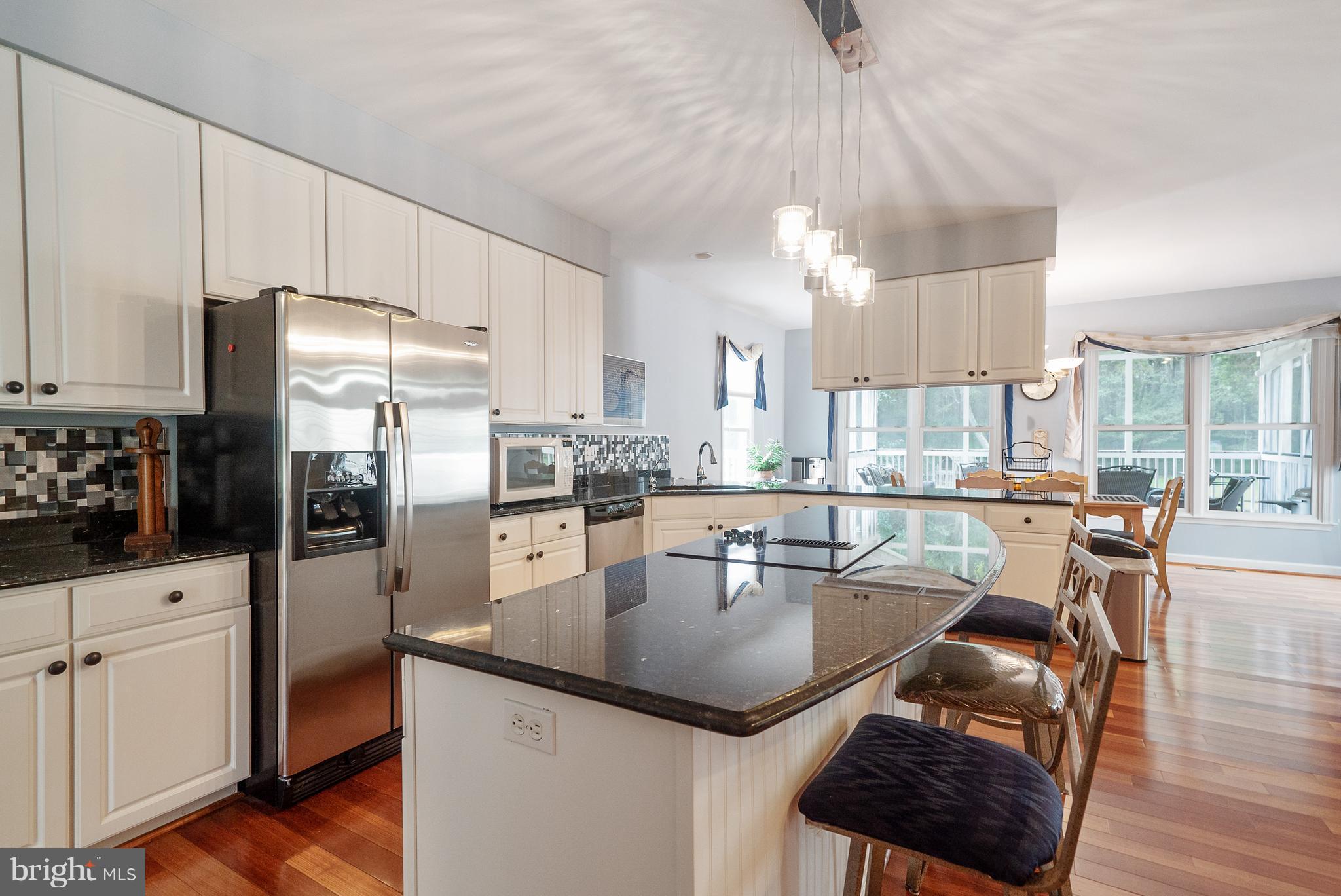 21310 Woodfield Road Gaithersburg, MD 20882 - Photo 7 of 34 Kitchen