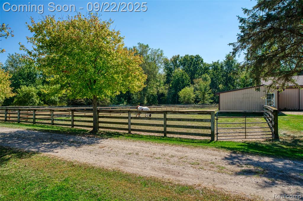 9511 West Allen Road Fowlerville, MI 48836 - Photo 63 of 98