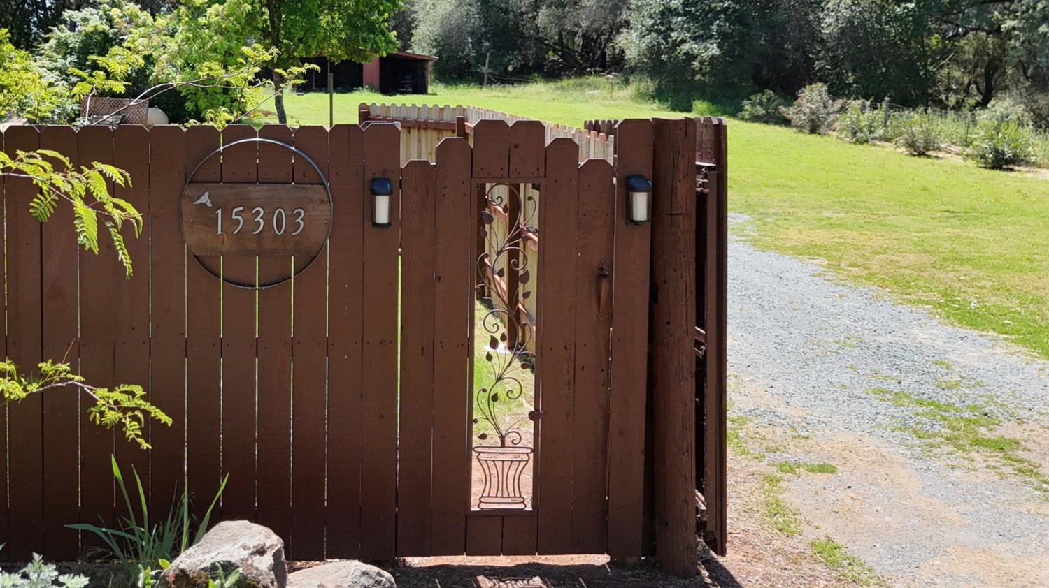 15301 Indian Springs Road Penn Valley, CA 95946 - Photo 48 of 99 ADU 2nd House Entrance
