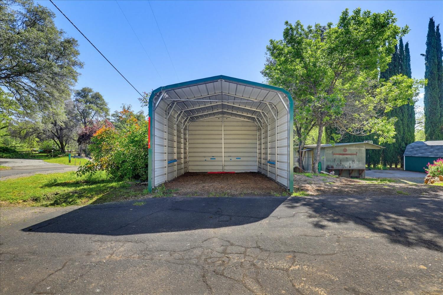 15301 Indian Springs Road Penn Valley, CA 95946 - Photo 79 of 99 Main House Carport