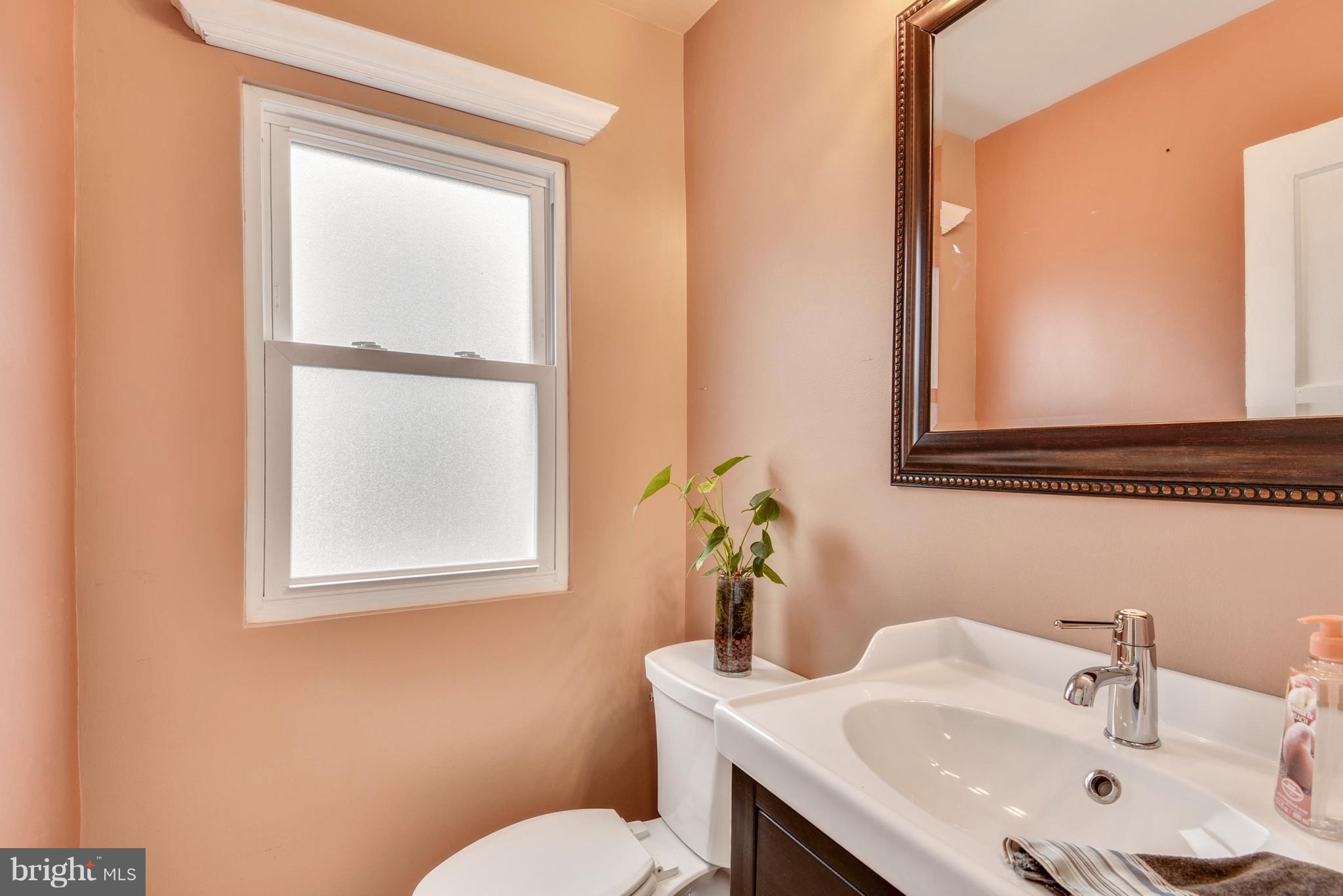 3522 Nimitz Road Kensington, MD 20895 - Photo 14 of 30 Pretty Half Bathroom on Main Level - ALL NEW