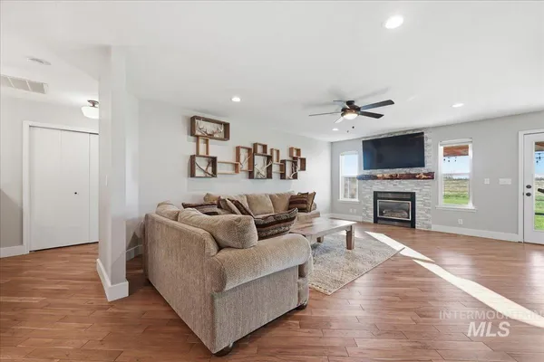 $1,224,900 | 3293 West Twin View Lane, Meridian, ID 83642
