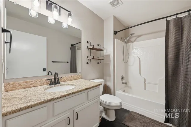 $1,274,900 | 3293 West Twin View Lane, Meridian, ID 83642