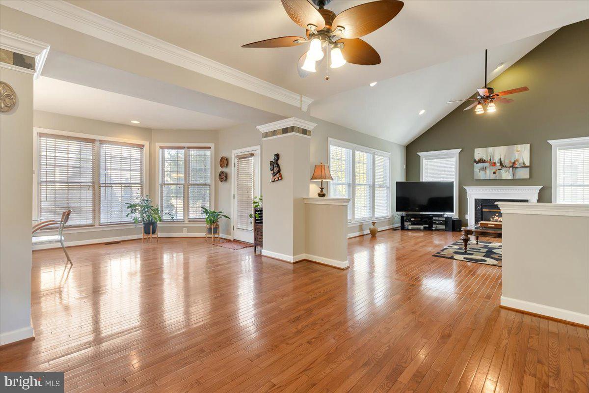 13714 Monet Court Chantilly, VA 20151 - Photo 24 of 58
