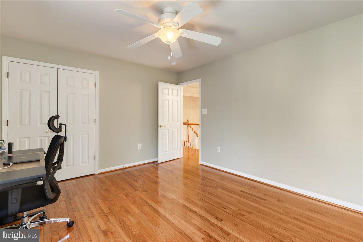 13714 Monet Court Chantilly, VA 20151 - Photo 38 of 58