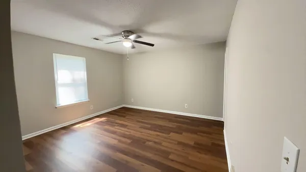 $1,250 | 152 Dorchester Manor Boulevard, Unit B, North Charleston, SC 29420