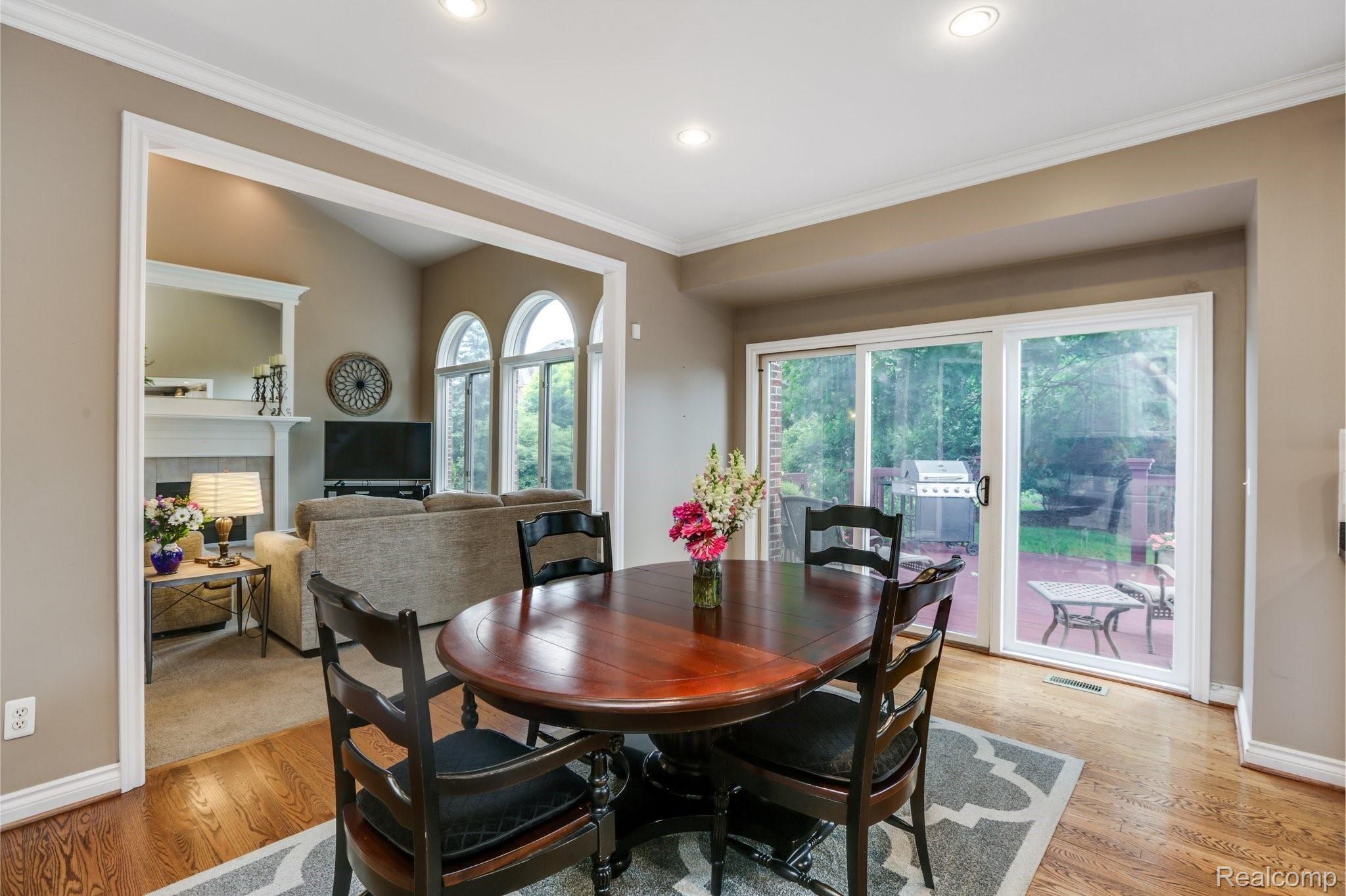 1220 Wheaton Court Rochester, MI 48307 - Photo 11 of 58 1220+Wheaton+Ct+Rochester-21-web.jpg