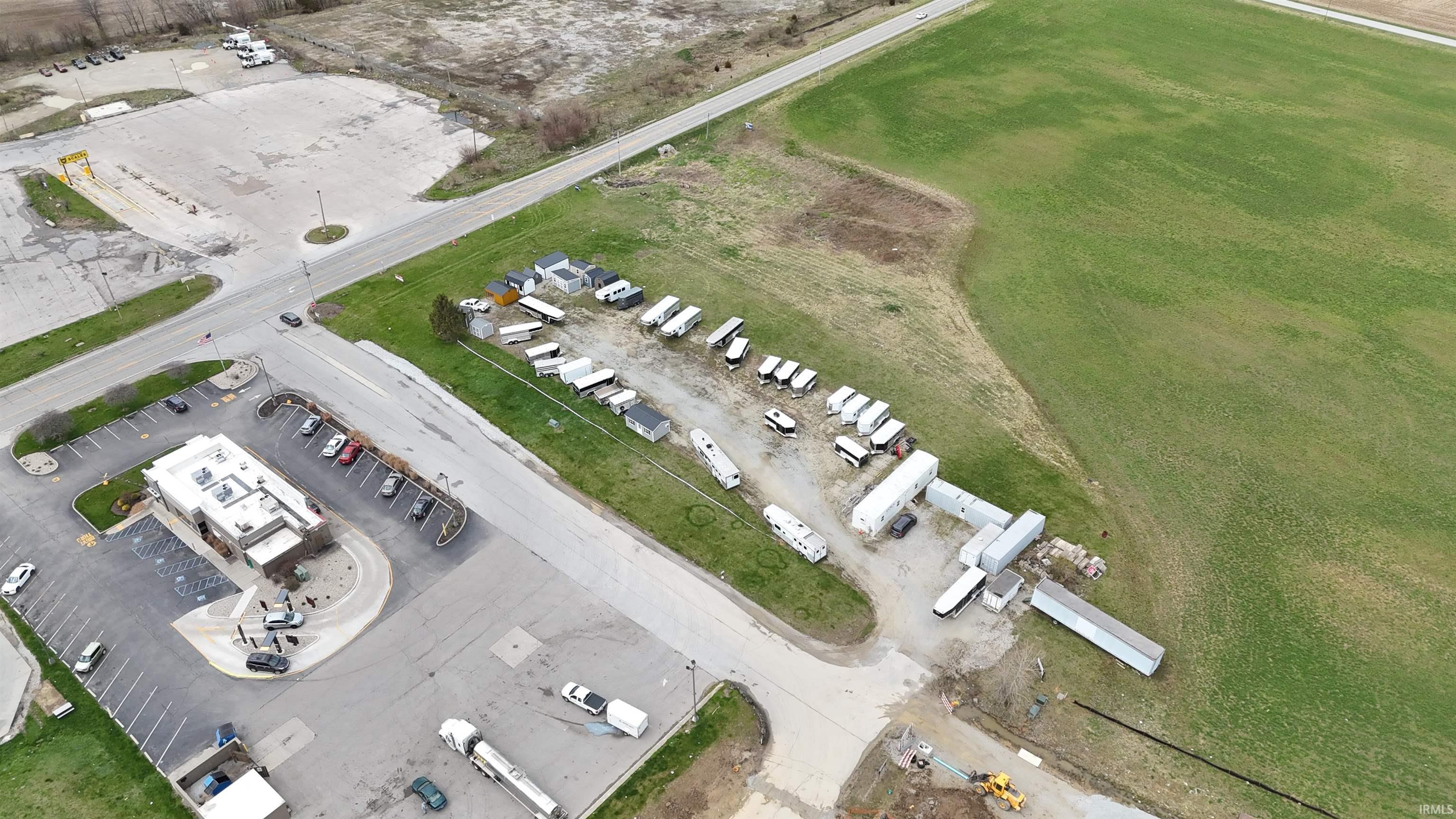 77 East Wall Warren, IN 46792 - Photo 14 of 22