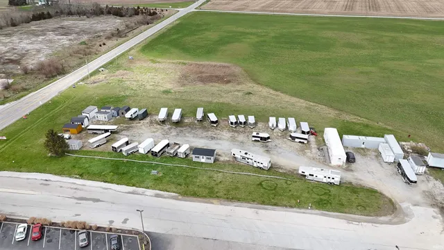 77 East Wall, Warren, IN 46792