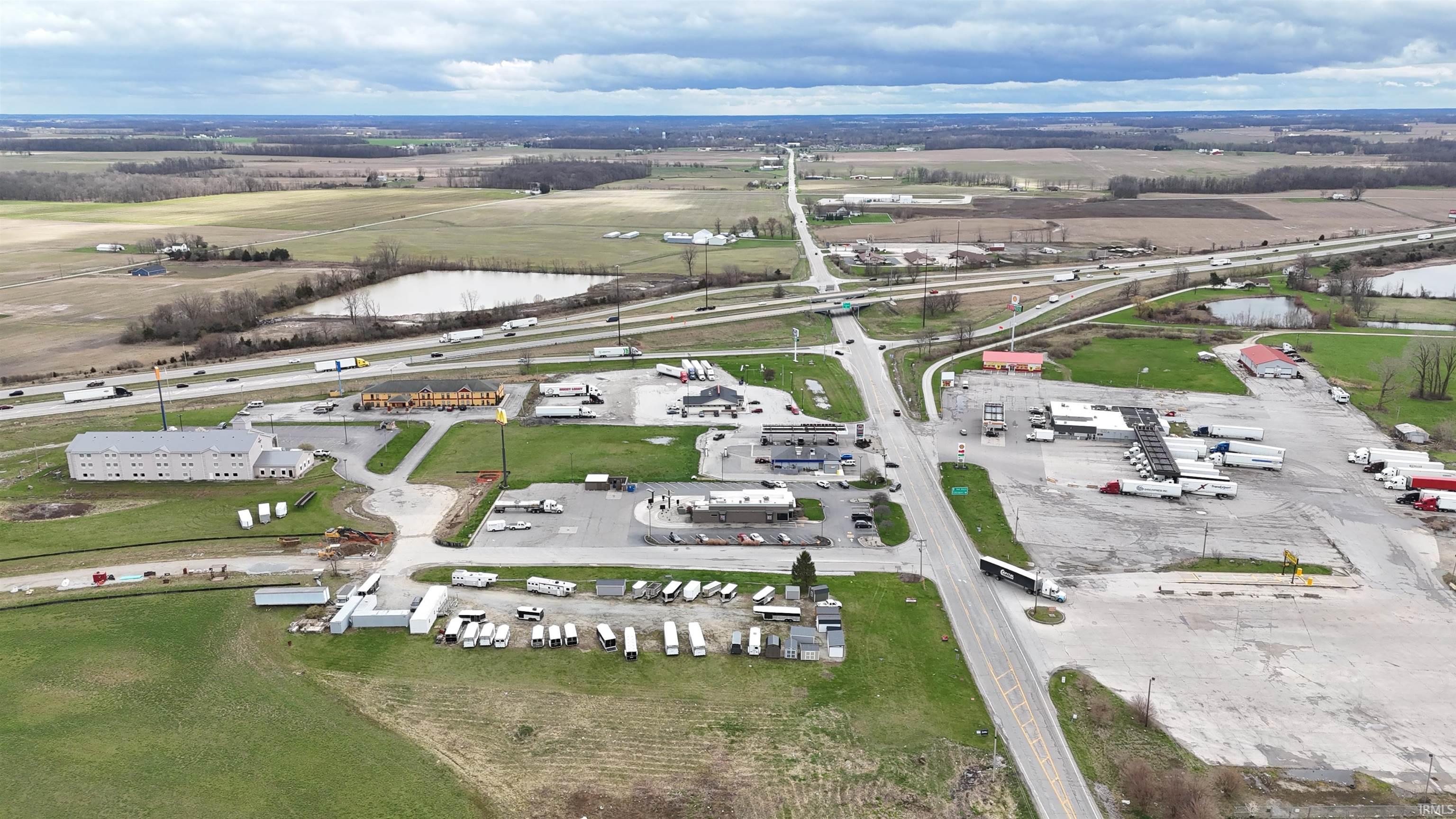 77 East Wall Warren, IN 46792 - Photo 2 of 22